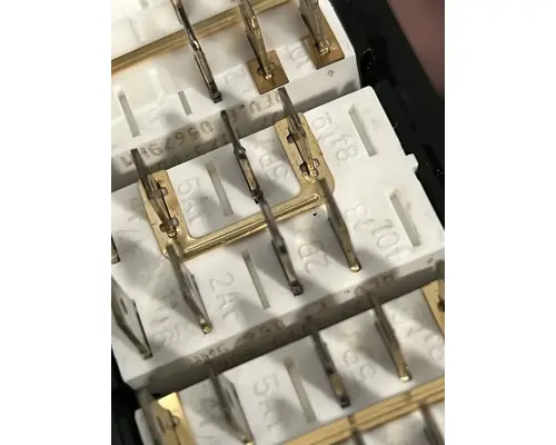 KENWORTH T680 Switch, misc 