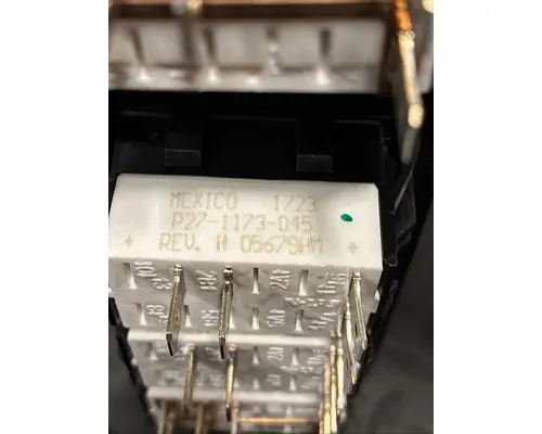 KENWORTH T680 Switch, misc 