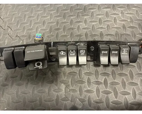 KENWORTH T680 Switch, misc 