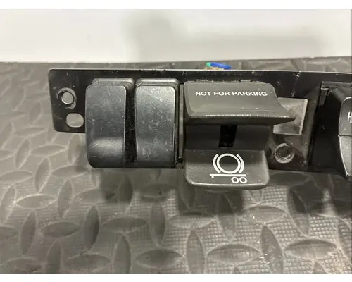 KENWORTH T680 Switch, misc 