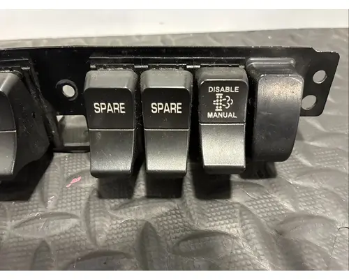 KENWORTH T680 Switch, misc 