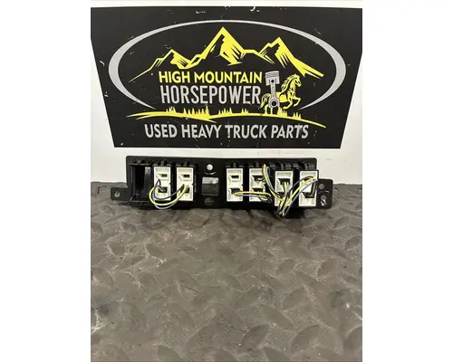 KENWORTH T680 Switch, misc 