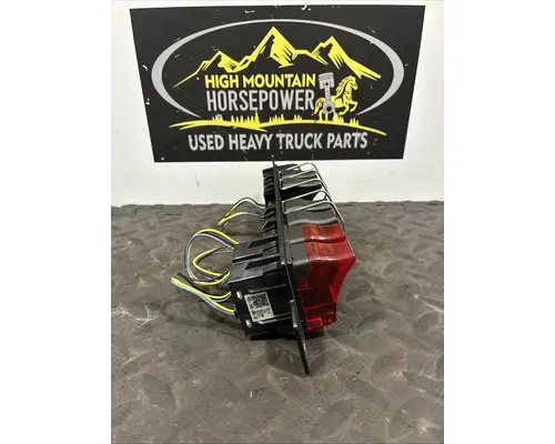 KENWORTH T680 Switch, misc 