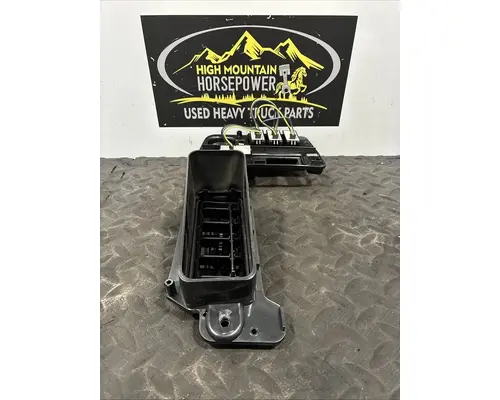 KENWORTH T680 Switch, misc 