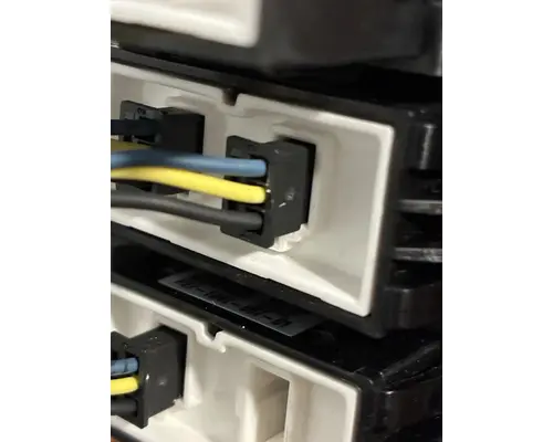 KENWORTH T680 Switch, misc 