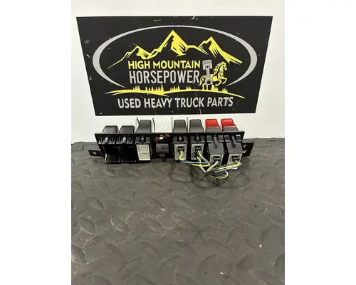 KENWORTH T680 Switch, misc 