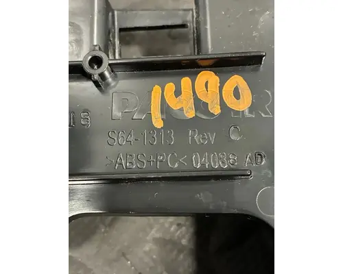 KENWORTH T680 Switch, misc 
