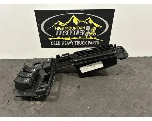 KENWORTH T680 Switch, misc 