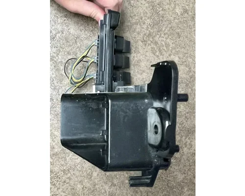 KENWORTH T680 Switch, misc 