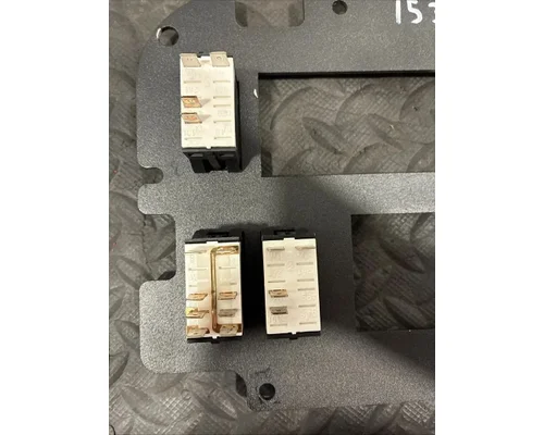 KENWORTH T680 Switch, misc 
