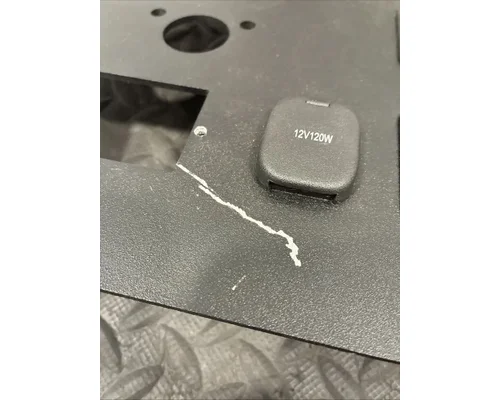 KENWORTH T680 Switch, misc 