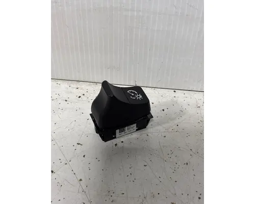 KENWORTH T680 Switch Components