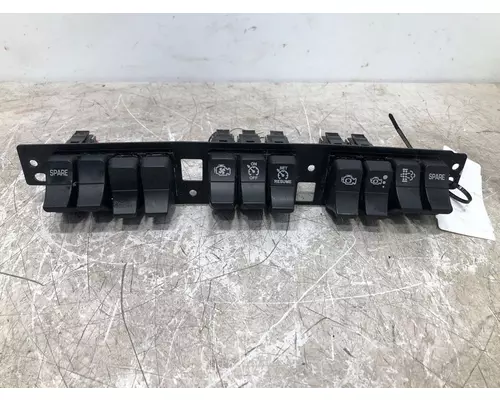 KENWORTH T680 Switch Panel