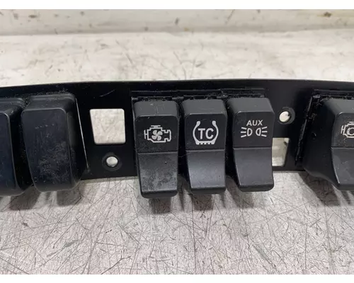 KENWORTH T680 Switch Panel