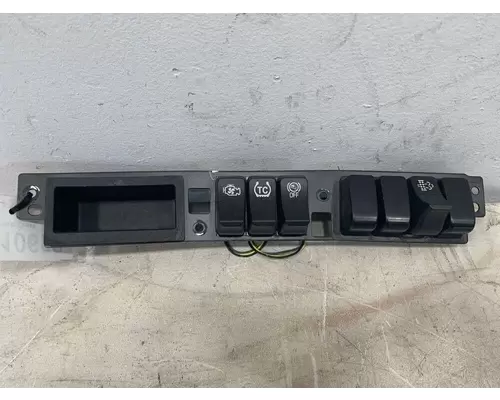 KENWORTH T680 Switch Panel