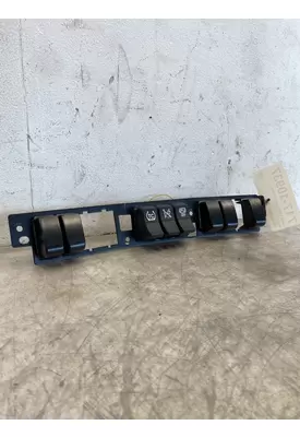 KENWORTH T680 Switch Panel