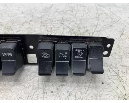 KENWORTH T680 Switch Panel