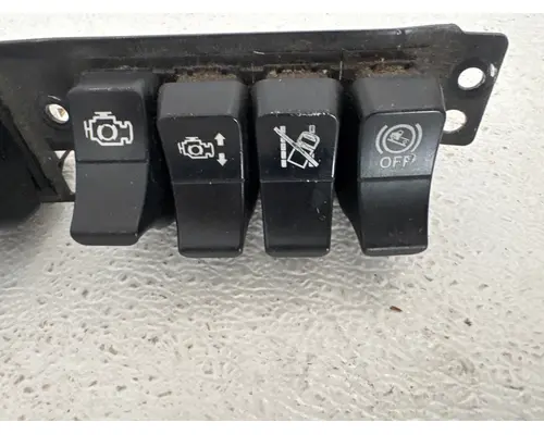 KENWORTH T680 Switch Panel