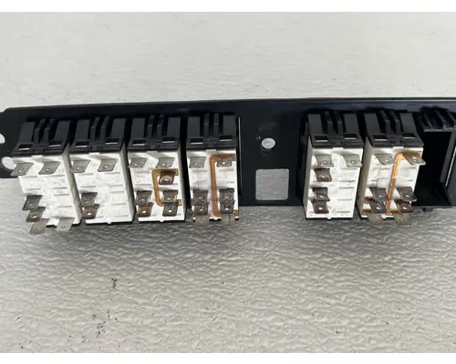 KENWORTH T680 Switch Panel