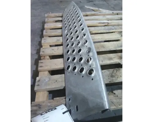 KENWORTH T680 TANK STEP