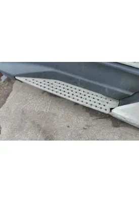 KENWORTH T680 TANK STEP