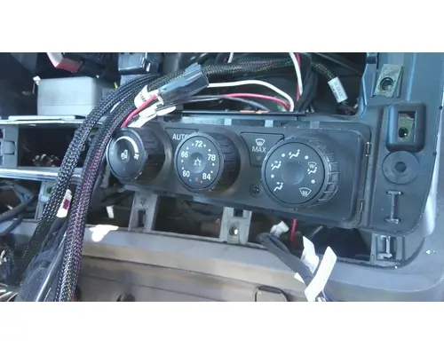 KENWORTH T680 TEMPERATURE CONTROL