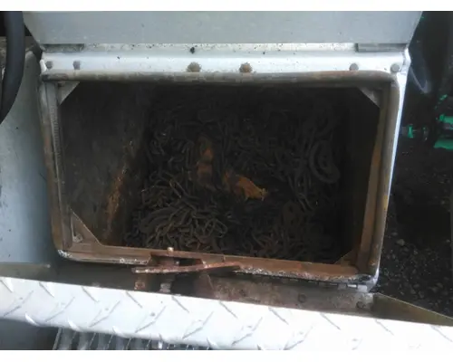 KENWORTH T680 TOOL BOX