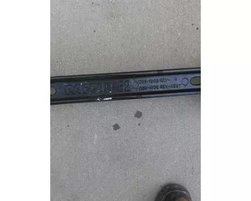 KENWORTH T680 TORQUE ARM