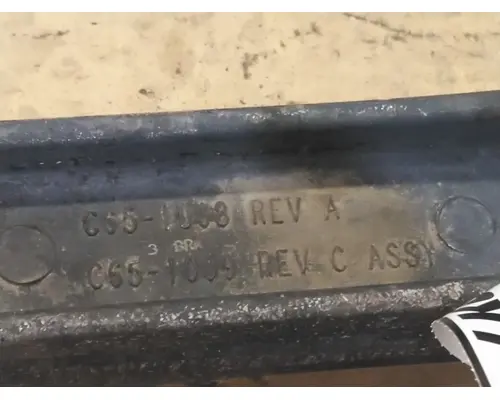 KENWORTH T680 TORQUE ARM