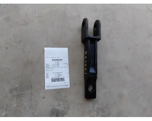 KENWORTH T680 TOW HOOK