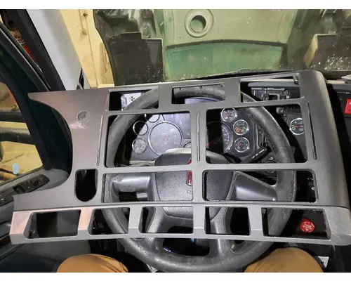 KENWORTH T680 TRIM INTERIOR