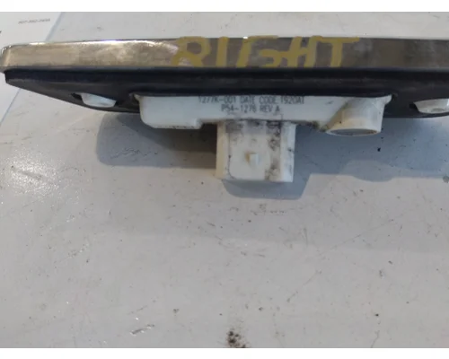 KENWORTH T680 TURN SIGNAL LIGHT
