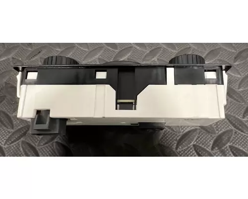 KENWORTH T680 Temperature Control