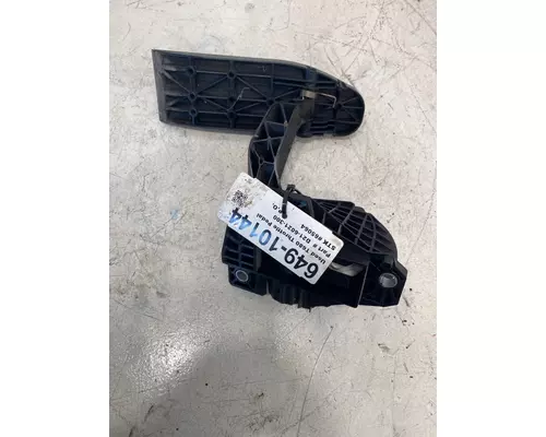 KENWORTH T680 Throttle Pedal