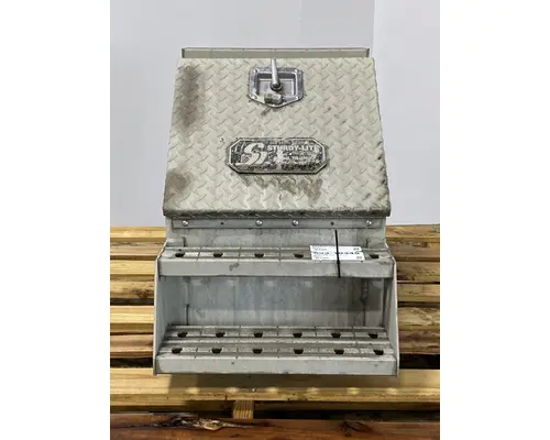 KENWORTH T680 Tool Box