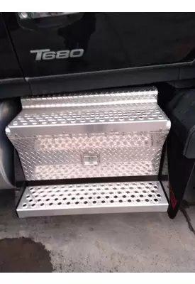 KENWORTH T680 Tool Box