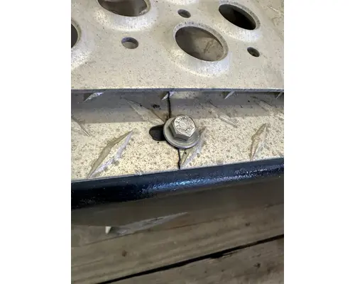 KENWORTH T680 Tool Box