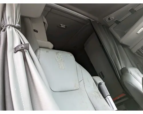 KENWORTH T680 Vehicle For Sale