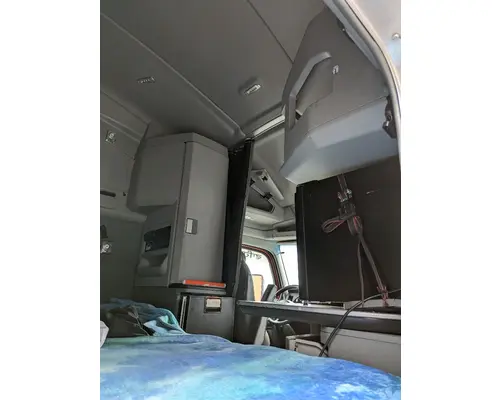 KENWORTH T680 Vehicle For Sale