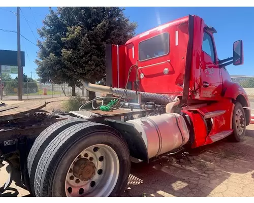 KENWORTH T680 WHOLE TRUCK FOR PARTS