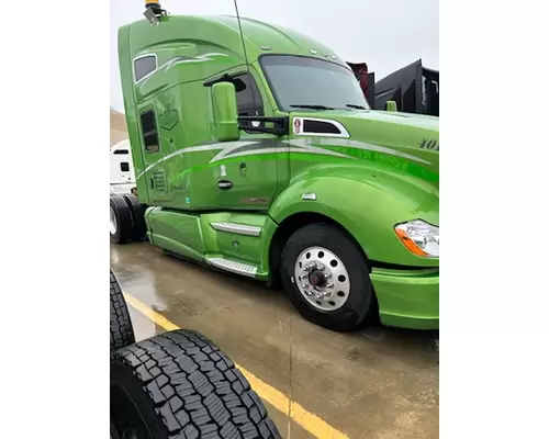 KENWORTH T680 WHOLE TRUCK FOR RESALE