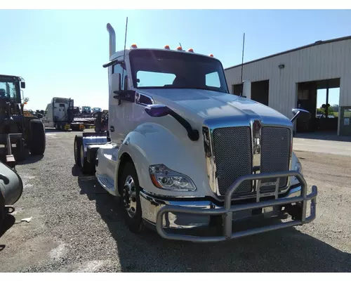 KENWORTH T680 WHOLE TRUCK FOR RESALE