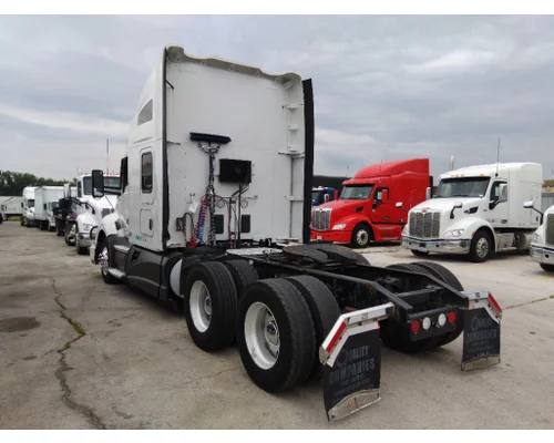 KENWORTH T680 WHOLE TRUCK FOR RESALE