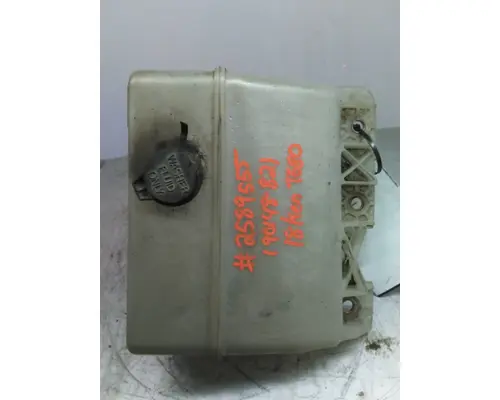 KENWORTH T680 WINDSHIELD WASHER RESERVOIR