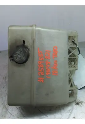 KENWORTH T680 WINDSHIELD WASHER RESERVOIR