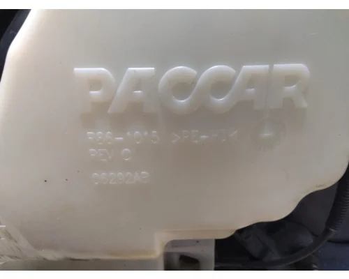 KENWORTH T680 WINDSHIELD WASHER RESERVOIR