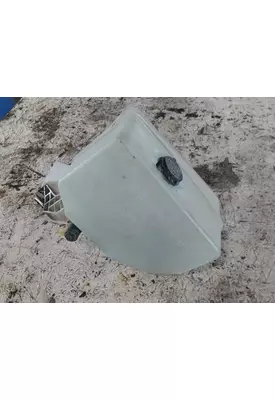 KENWORTH T680 WINDSHIELD WASHER RESERVOIR