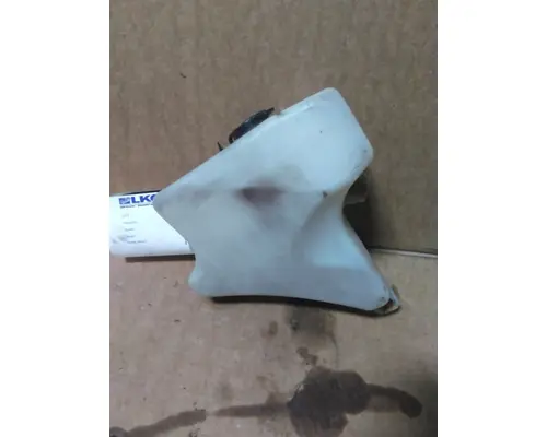 KENWORTH T680 WINDSHIELD WASHER RESERVOIR