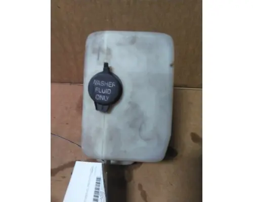 KENWORTH T680 WINDSHIELD WASHER RESERVOIR