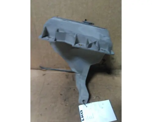 KENWORTH T680 WINDSHIELD WASHER RESERVOIR